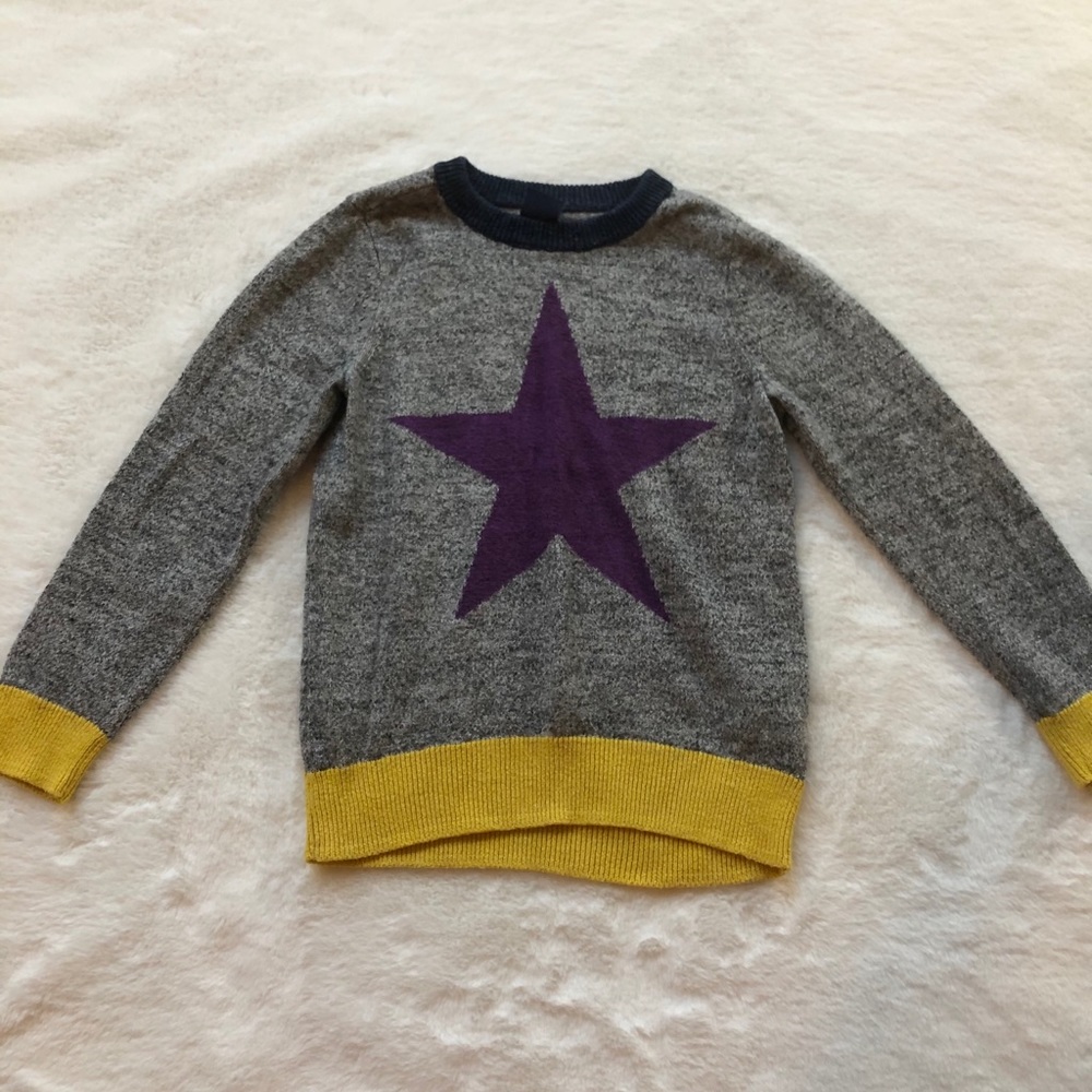 BabyGap Star sweater size 5T